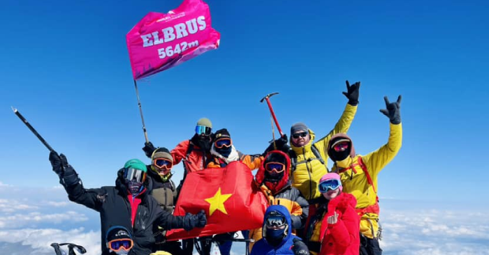 Trải nghiệm Elbrus, nóc nhà cao nhất Châu Âu