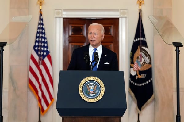 Tổng thống Joe Biden nói sẽ ổn nếu thua ông Trump